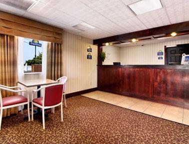 Days Inn By Wyndham Grantville Interior foto